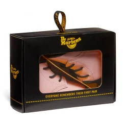 Boots & Booties><noscript><img width=