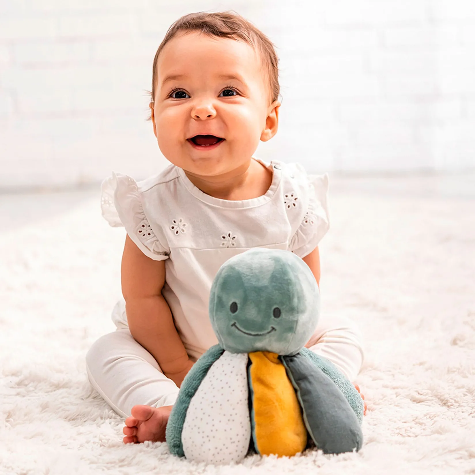 Outlet Activity Octopus - Caramel Developmental Toys