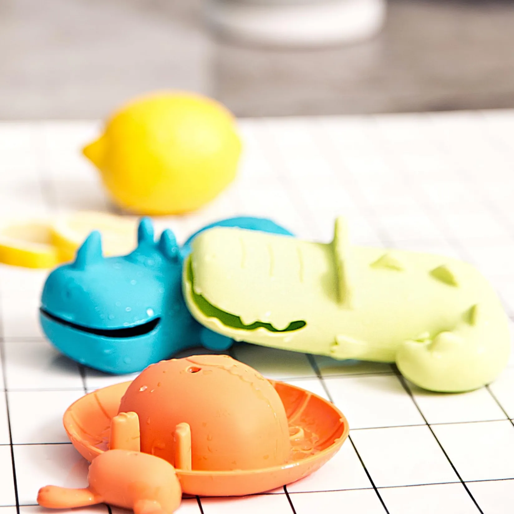 Bath Toys|Bath Accessories>Lilliputiens Anatole Le Crocodile Flottant