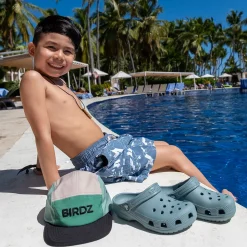 Swimsuits><noscript><img width=