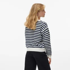 Fleeces And Sweatshirts|Tops><noscript><img width=