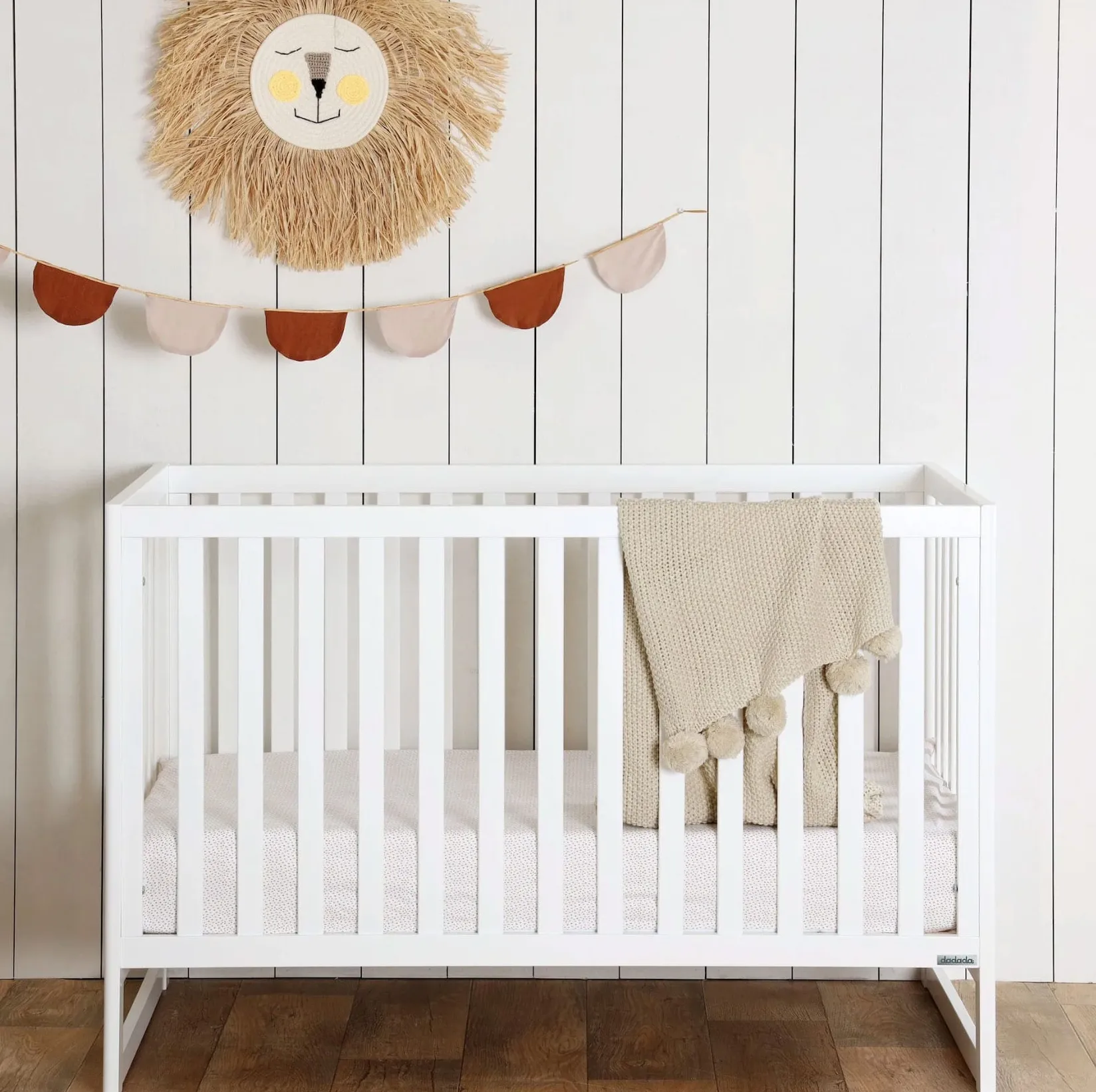 Cribs & Mattresses|Cribs & Mattresses>Dadada Baby Austin 3-In-1 Convertible Crib - White