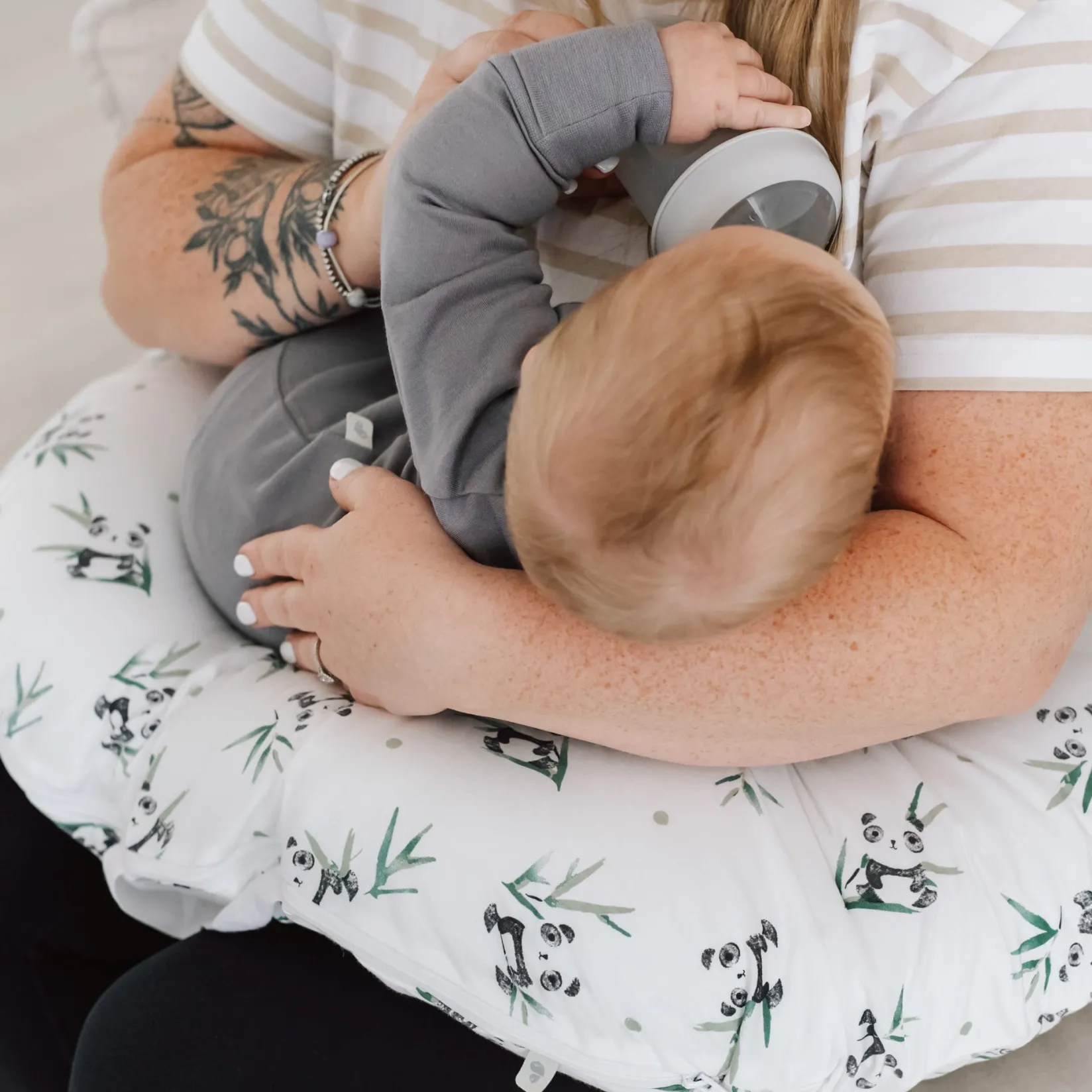 Cushions & Pillows|Nursing Pillows>Perlimpinpin Bamboo Nursing Pillow - Pandas