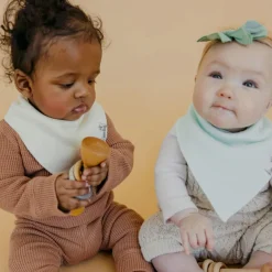 Bibs|Breastfeeding><noscript><img width=