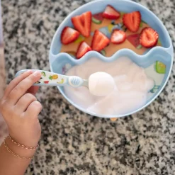 Breastfeeding|Tableware><noscript><img width=