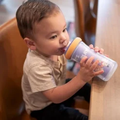 Breastfeeding|Tableware><noscript><img width=