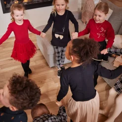 Tops><noscript><img width=