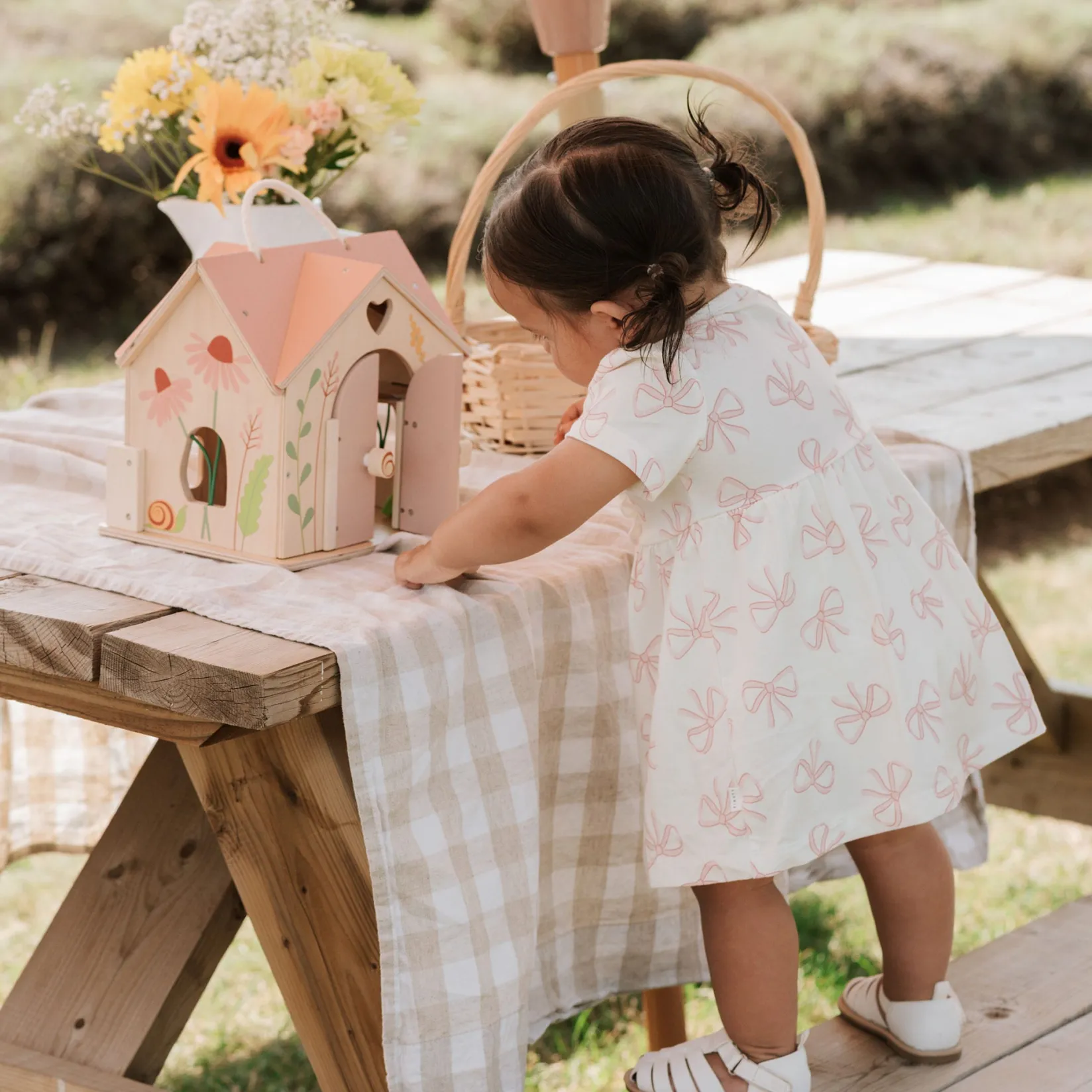Dresses, Skirts & Outfits>Firsts par Petit Lem Bows Dress 3-24m Beige