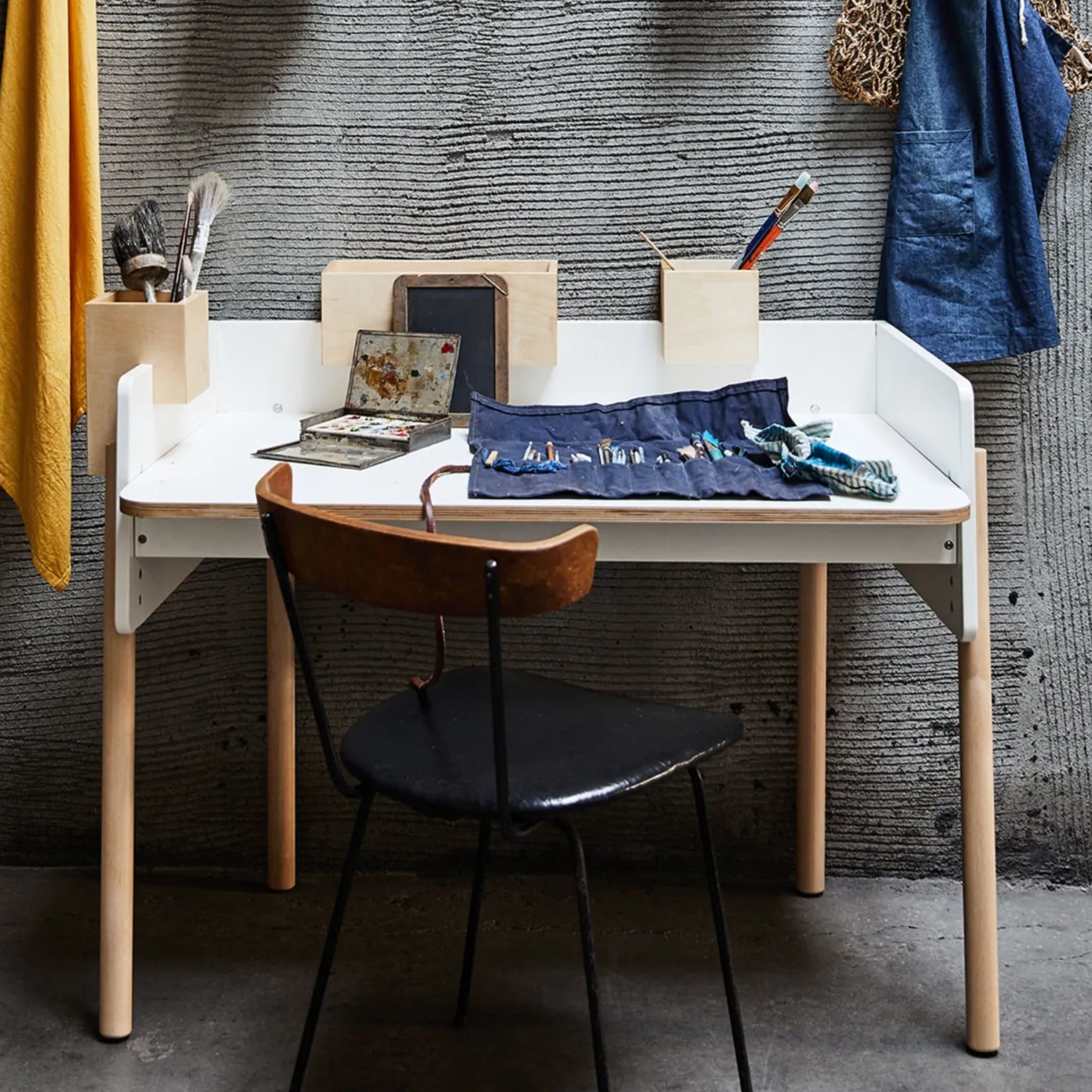 Desk>Oeuf Brooklyn Desk - White/Natural