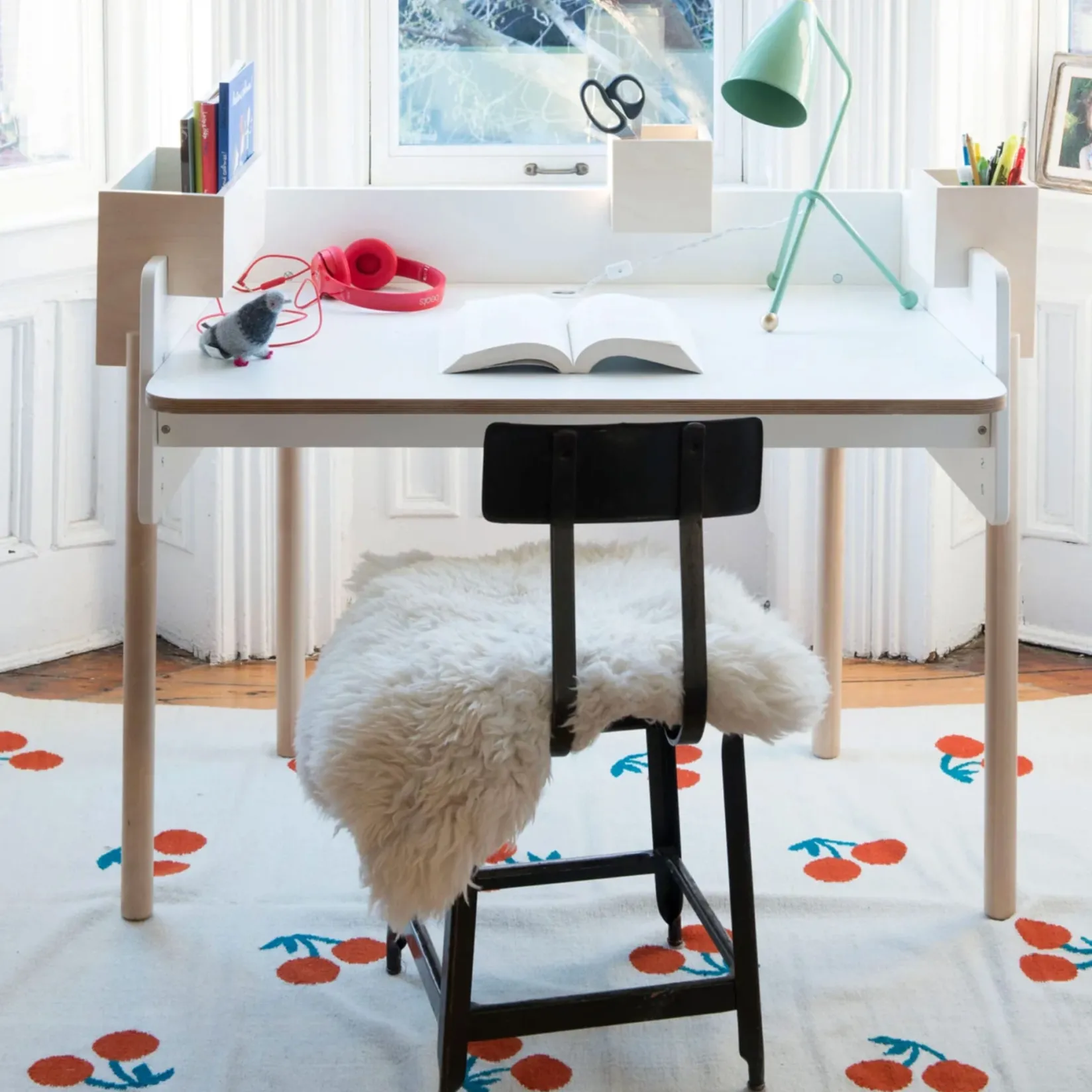Desk>Oeuf Brooklyn Desk - White/Natural