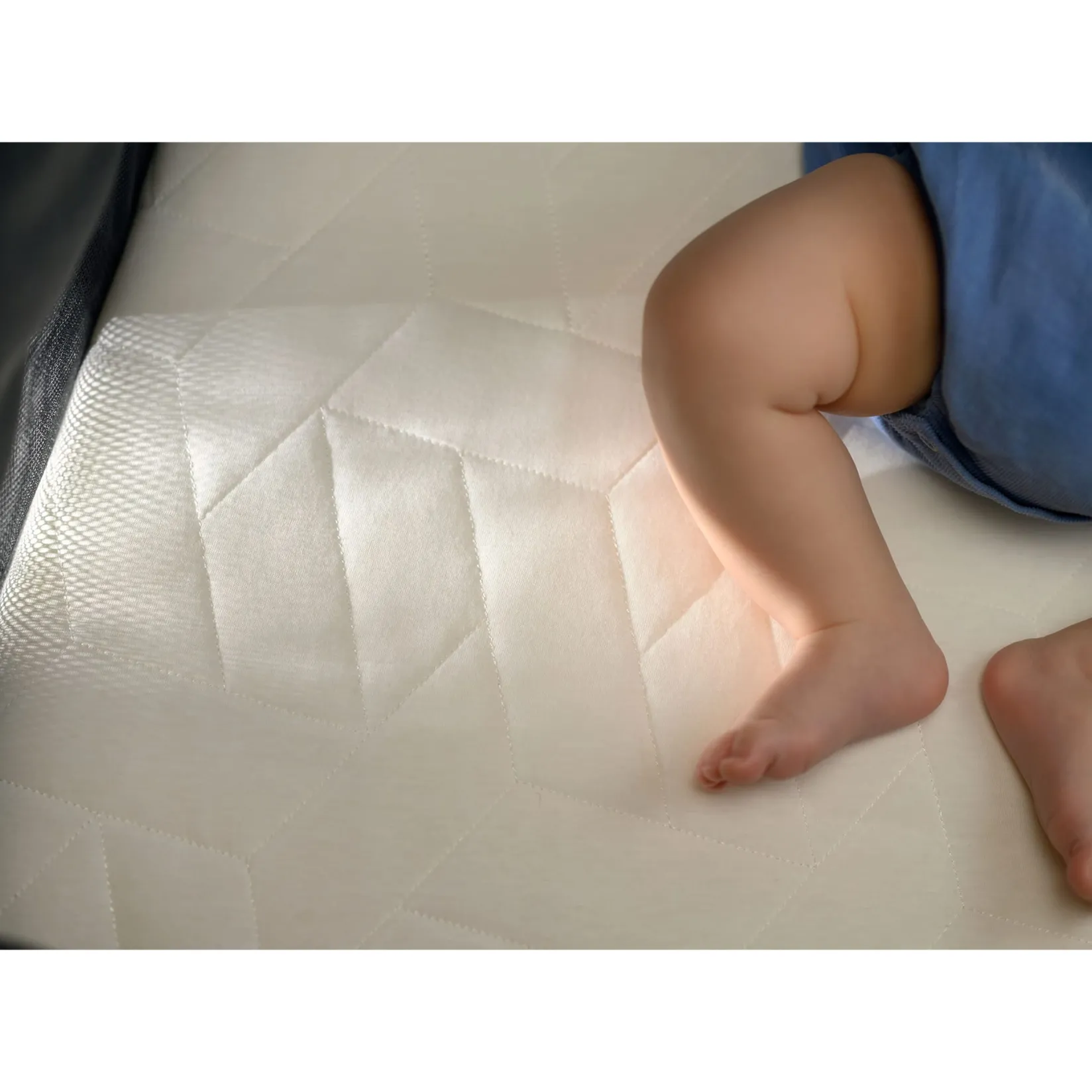 Playards & Bassinets|Playards & Bassinets>Maxi-cosi Calao Light Travel Crib - Classic Oat