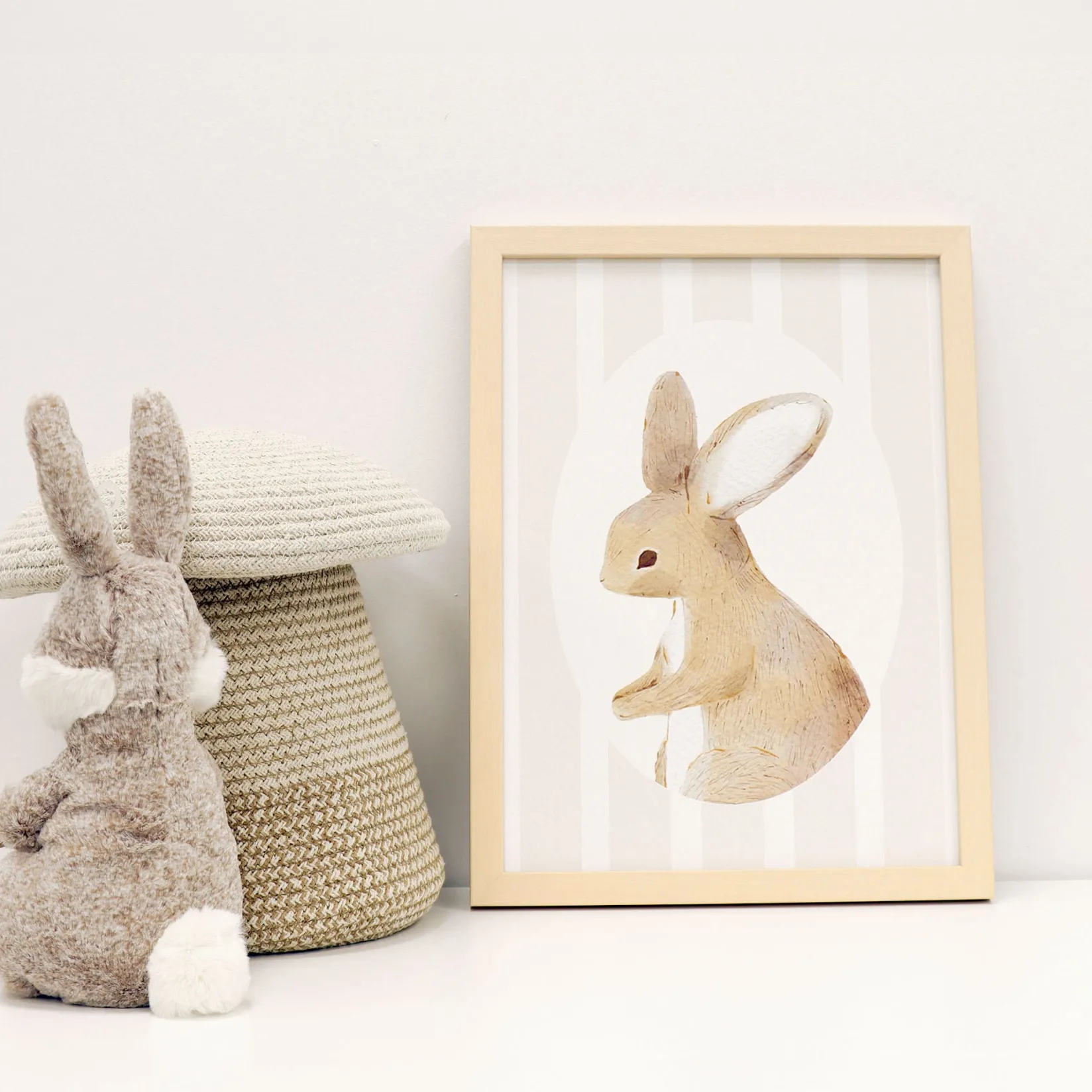 Outlet Canva with Natural Frame - Rabbit Wall Decorations