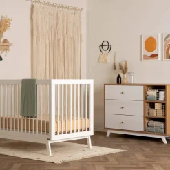 Online Central Park 3-drawer - White / Red oak Storage Furniture