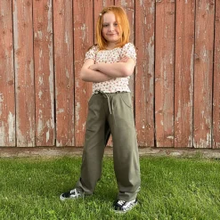 Pants & Jeans><noscript><img width=