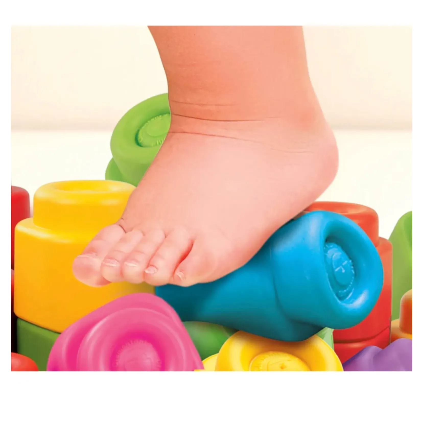 Developmental Toys>Clementoni Clemmy Sensoriel Ball