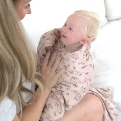 Throws|Blankets><noscript><img width=