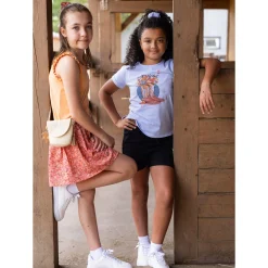 Skirts><noscript><img width=