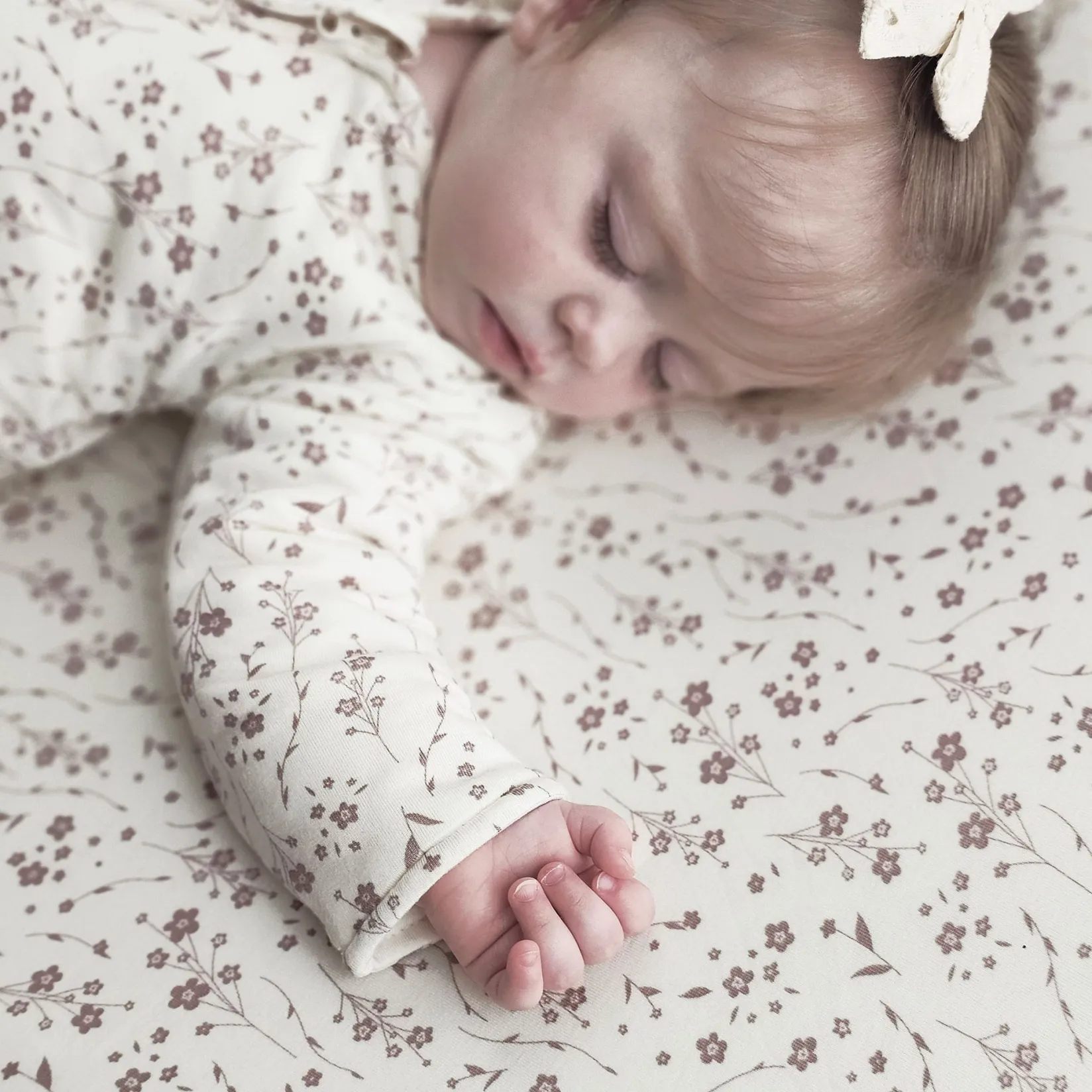 Hot Crib Sheet - Posie Kids Sheets|Bedding