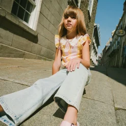 Tops><noscript><img width=