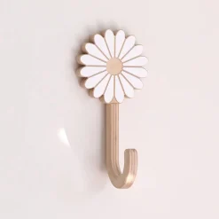 Discount Daisy-hook Wall Decorations