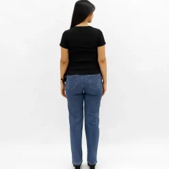 Jeans & Pants><noscript><img width=