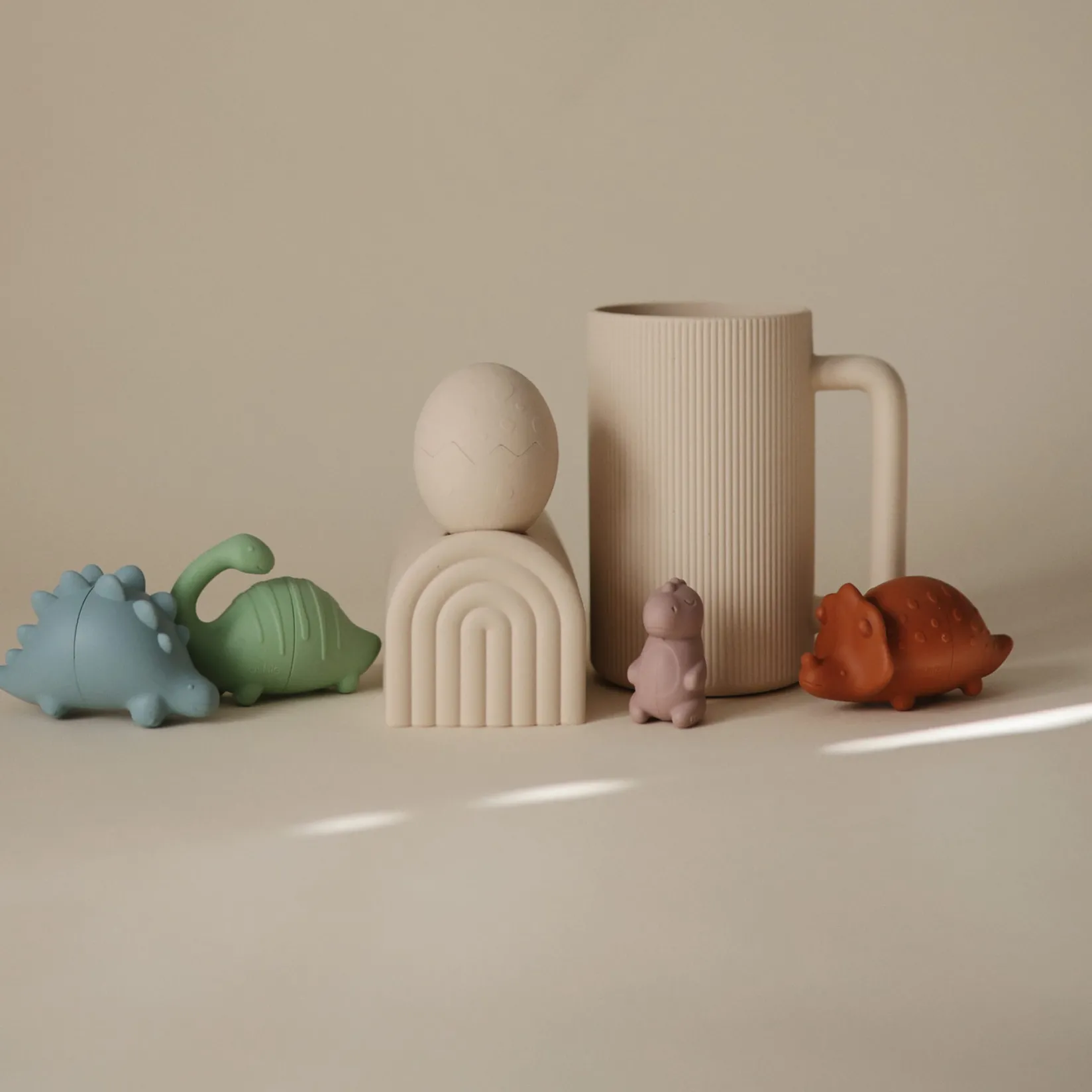 Bath Toys|Bath Accessories>Mushie Dino Mold Free Bath Play Set