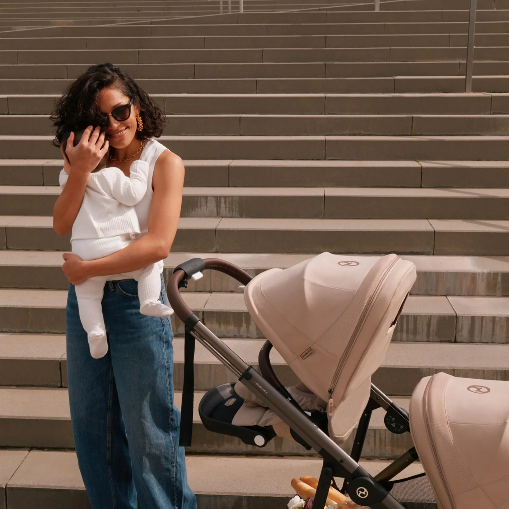 Strollers|Strollers & Trailers>Cybex eGazelle S Electronic Assist Stroller - Black / Almond