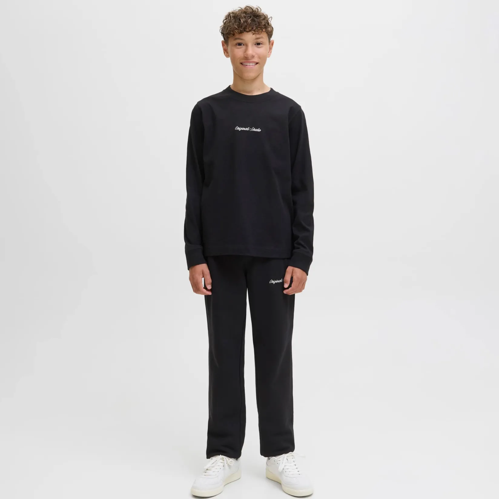 New EMB T-shirt 8-14 years Kids/BOY Tops