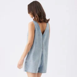 Dresses, Skirts & Jumpsuits|Jeans & Pants><noscript><img width=