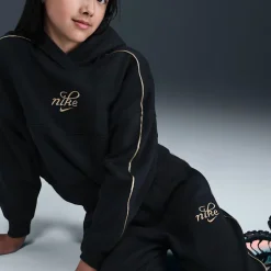 Sportswear|Pants & Jeans><noscript><img width=