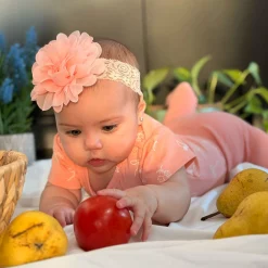 Tops><noscript><img width=