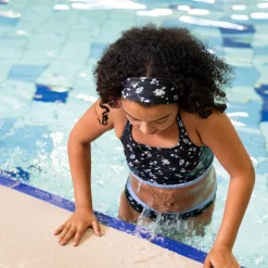 Swimsuits><noscript><img width=