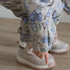 Outerwear><noscript><img width=