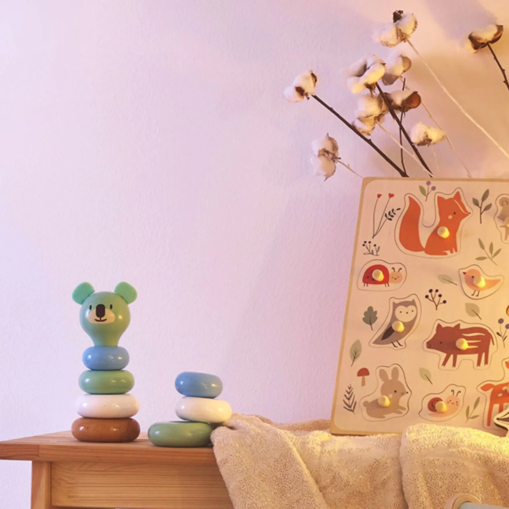 Puzzles>Vilac Forest Animals Peg Puzzle