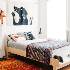 New Full Bed River Wht Nat Twin, Full & Queen Beds