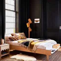 New Full Bed River Wht Nat Twin, Full & Queen Beds