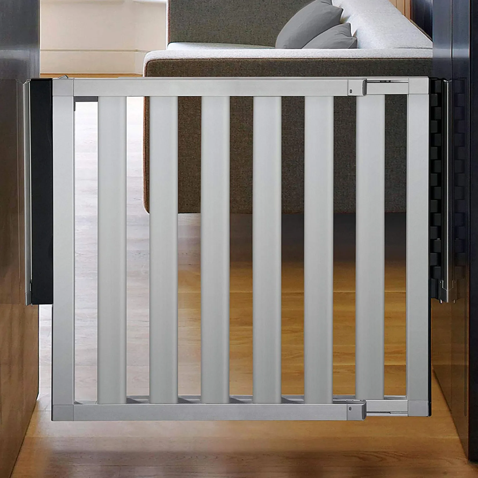 Gates & Safety>Munchkin Gate Loft Aluminum