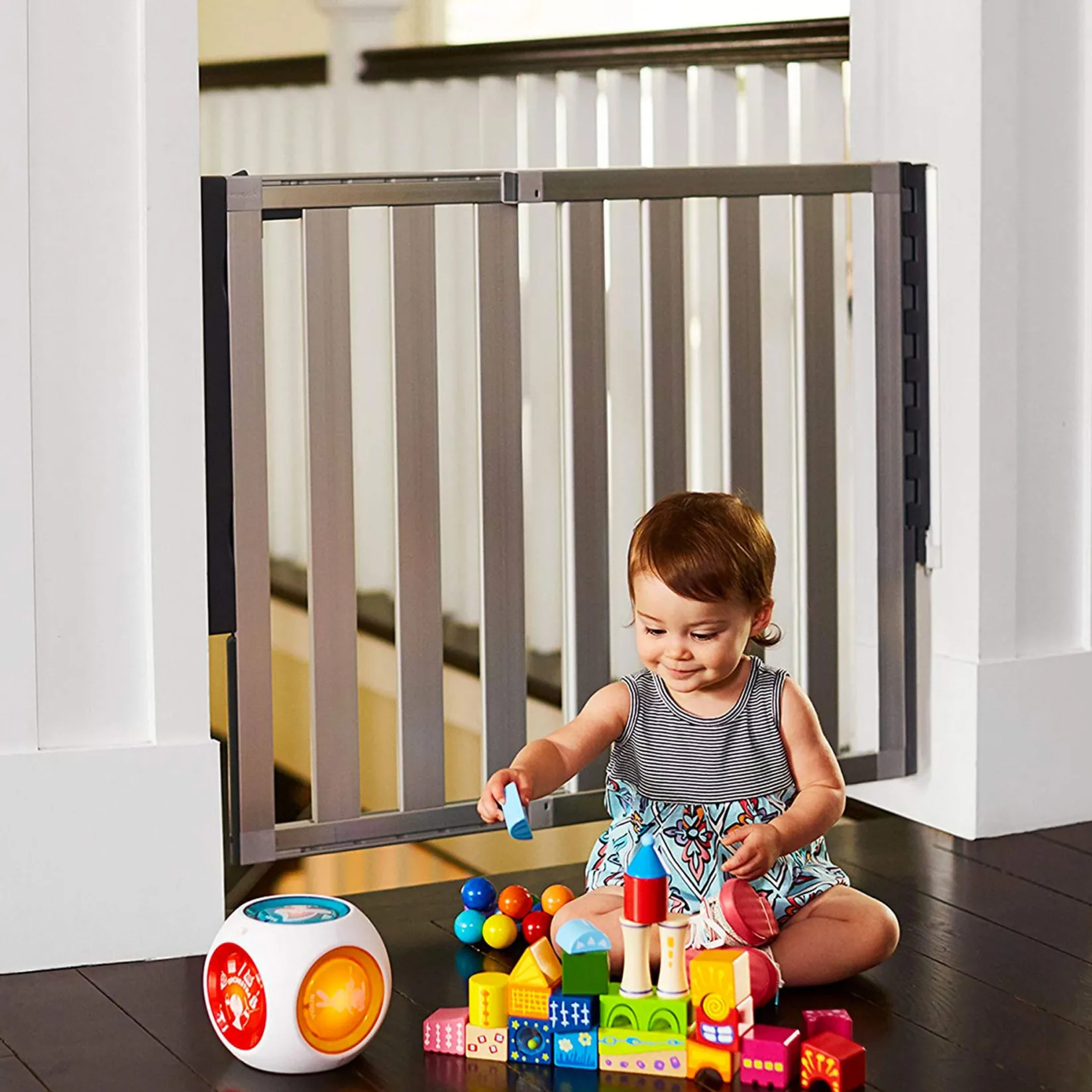 Gates & Safety>Munchkin Gate Loft Aluminum