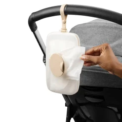 Towels & Wipes|Towels & Wipes>Skip Hop Grab & Go Snug Seal Wipes Case - Oat