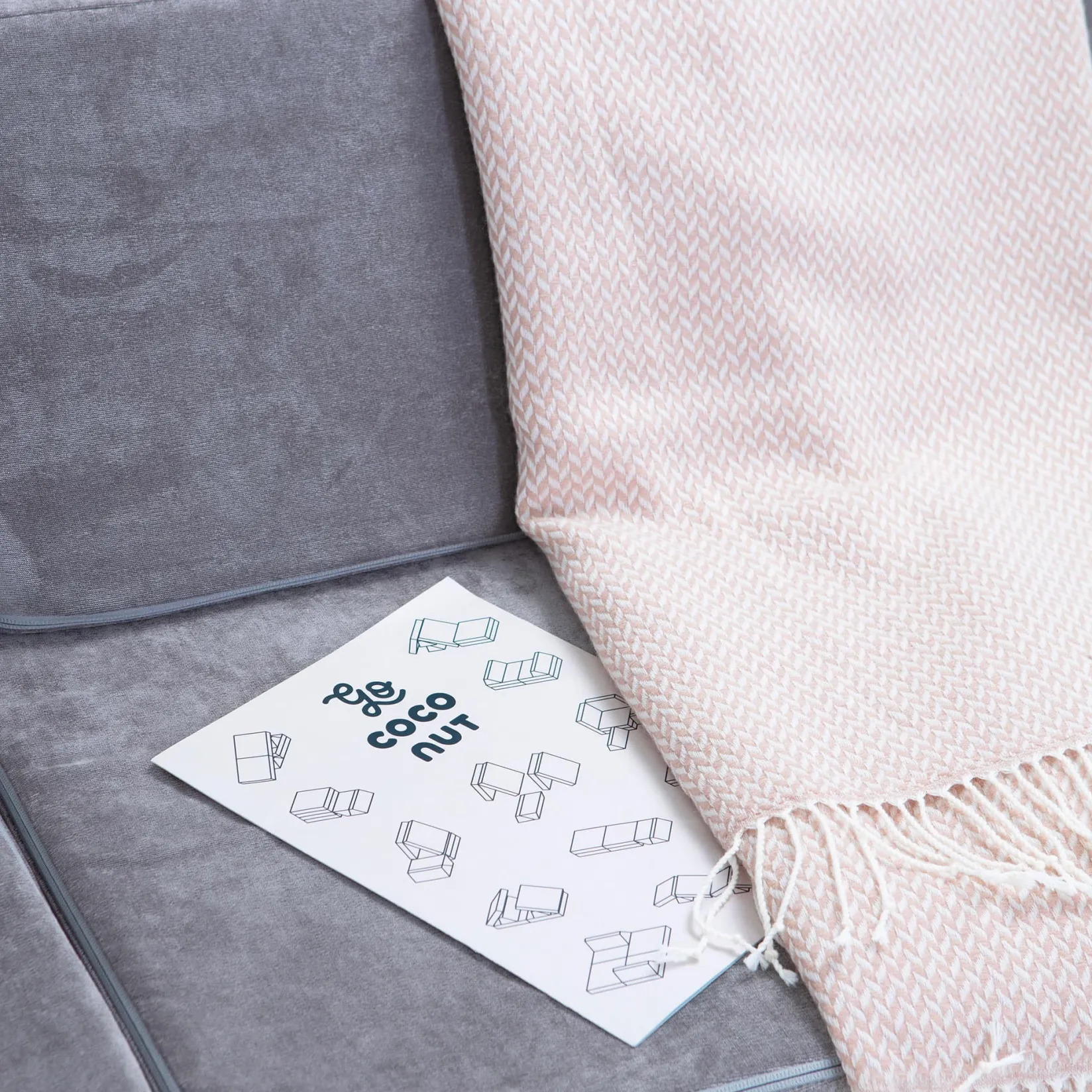 Kid'S Tables & Chairs>Go Coconut Half Modular Sofa - RhinoTango