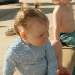 Swimsuits><noscript><img width=