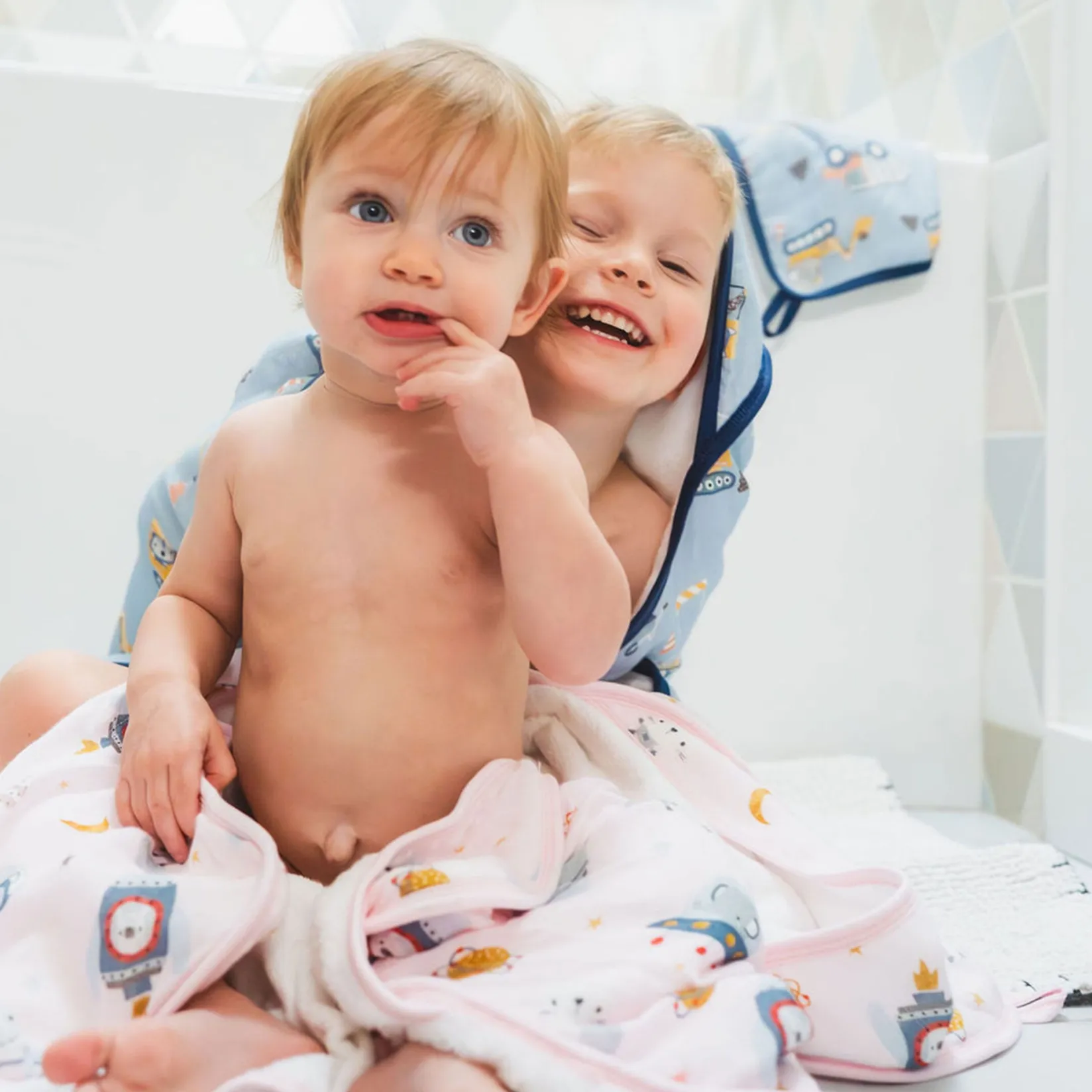 Muslin Products|Towels & Wipes>Loulou Lollipop Hooded Towel Set - Astro