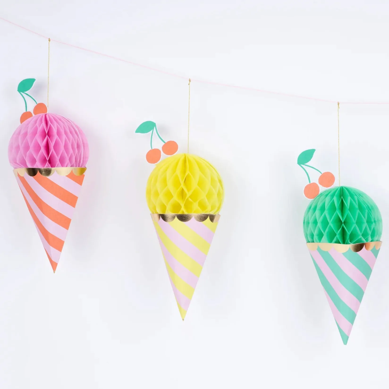 Party Supplies>Meri Meri Ice Cream Garland