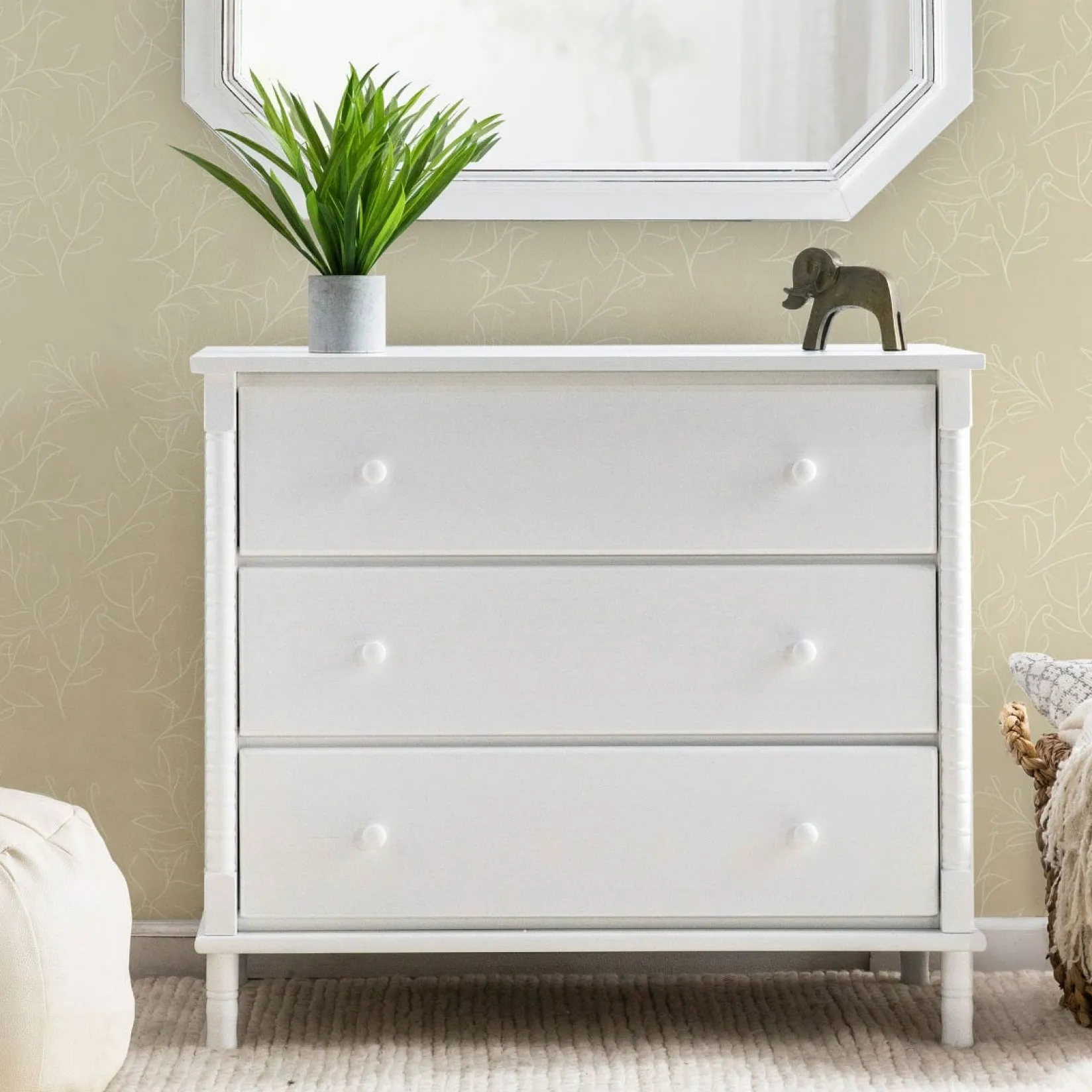 Storage Furniture>DaVinci Jenny Lind Spindle 3-Drawer Dresser - White