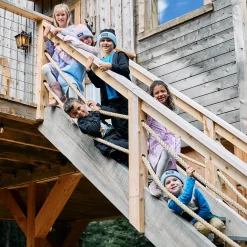 Fleeces And Sweatshirts|Tops><noscript><img width=