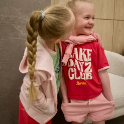 Tops><noscript><img width=