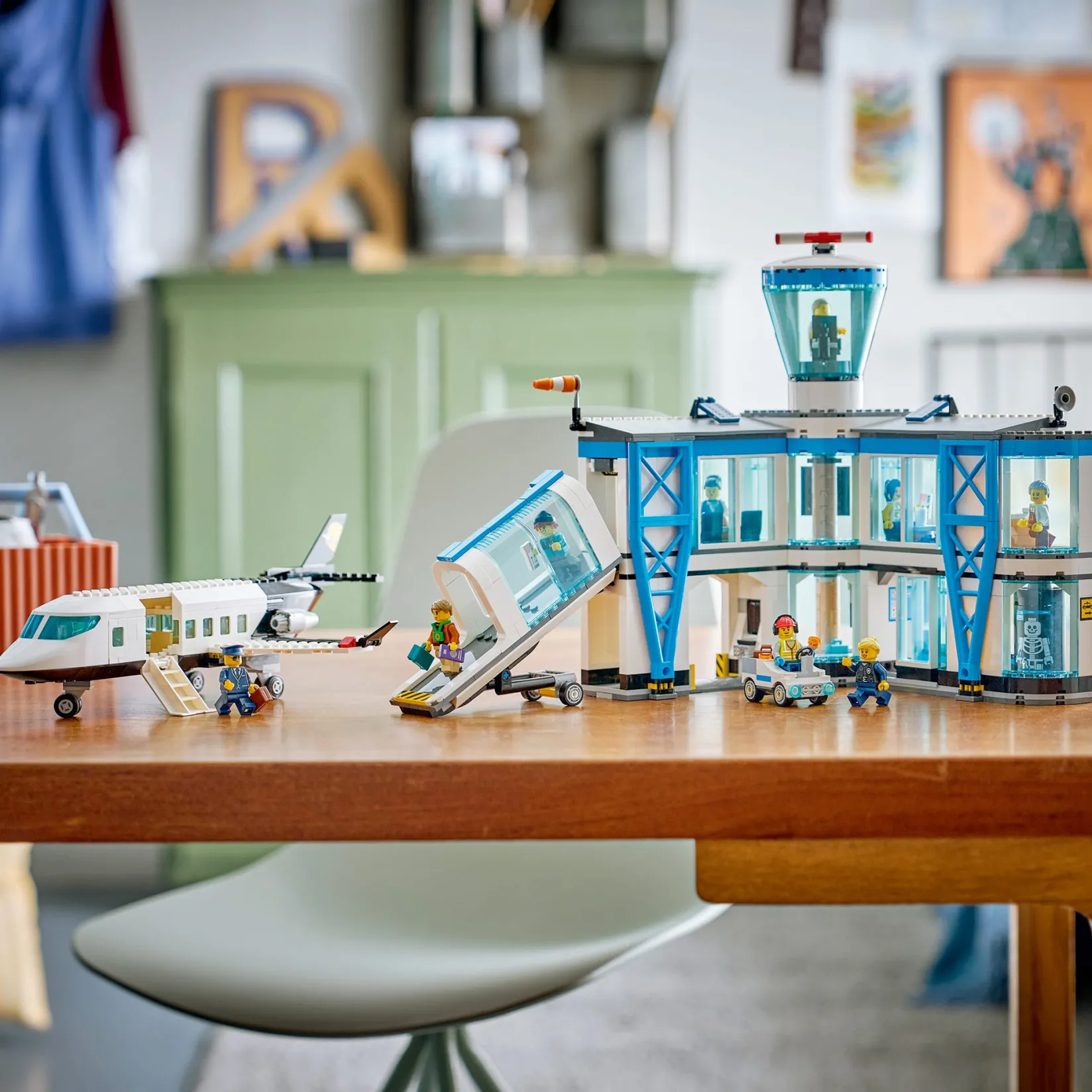 Assembly & Construction>LEGO® City Airport with Airplane