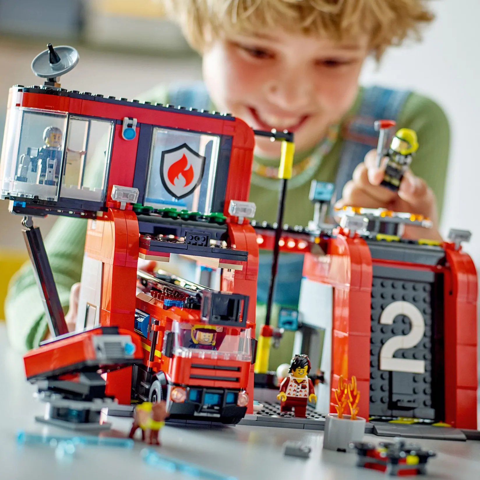 Assembly & Construction>LEGO® DUPLO® Peppa Pig Boat Trip