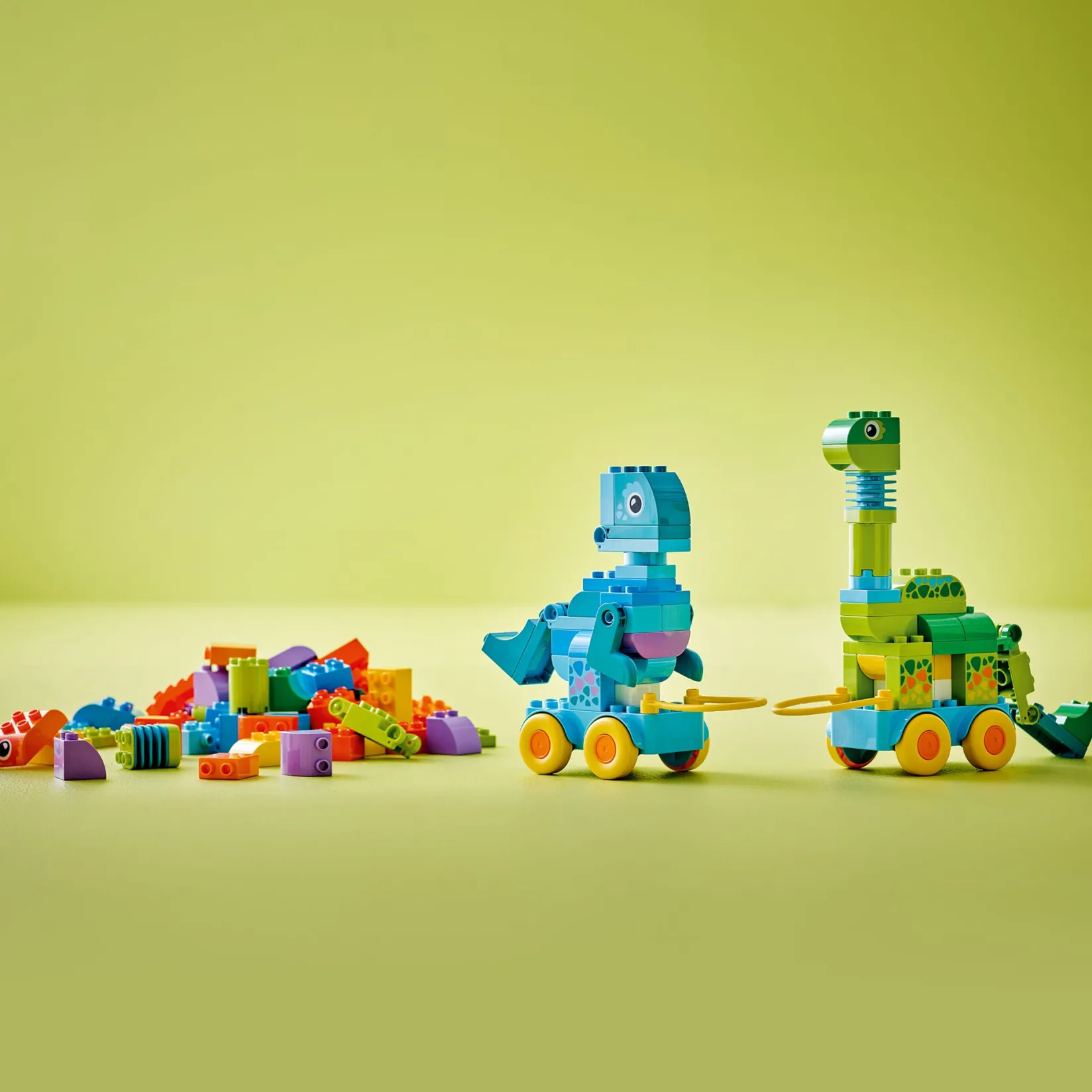 Assembly & Construction>LEGO® DUPLO® Town 3 in 1 Dinosaurs on Wheels