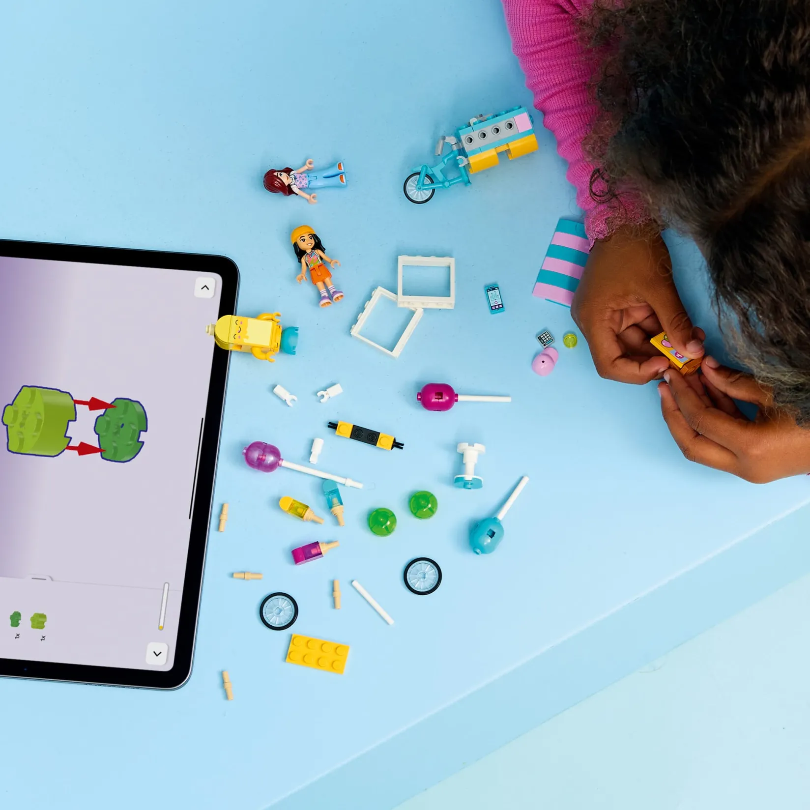 Assembly & Construction>LEGO® Friends Ice Cream & Balloon Stand